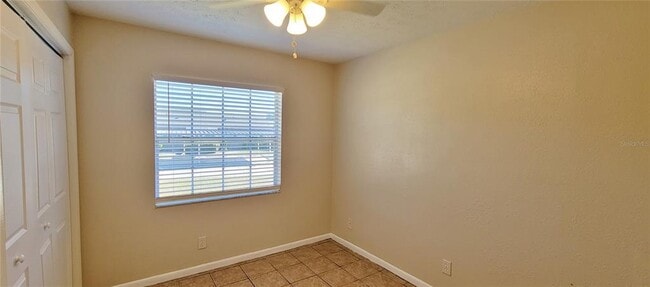 Building Photo - 9542 Lake Park Dr