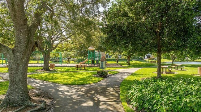 Building Photo - 5815 NW 96th Dr