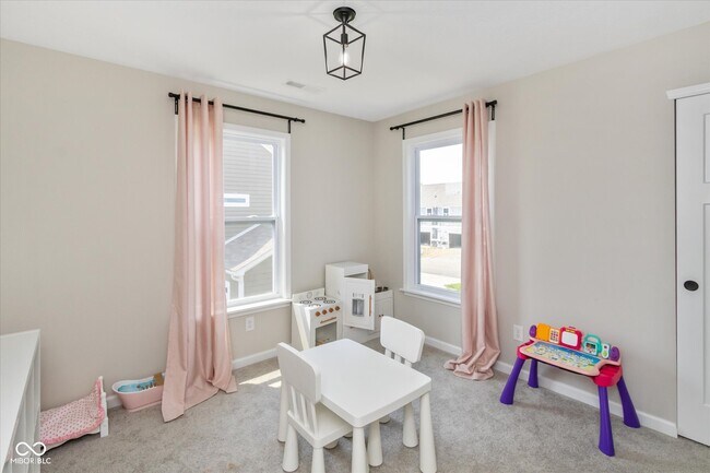 Building Photo - 7228 Lockford Walk N