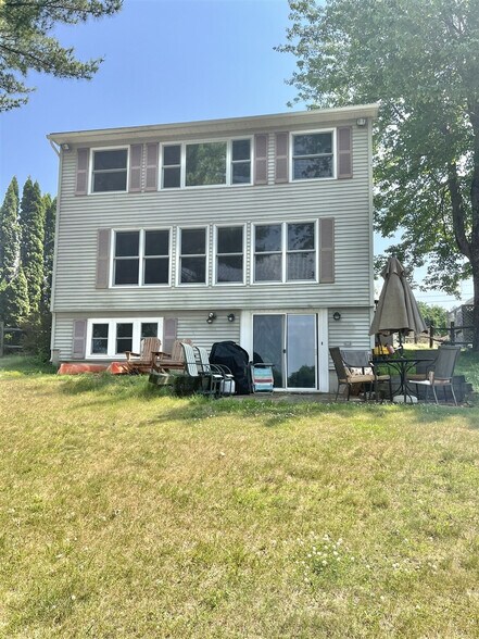 Building Photo - 37 Crockett Rd