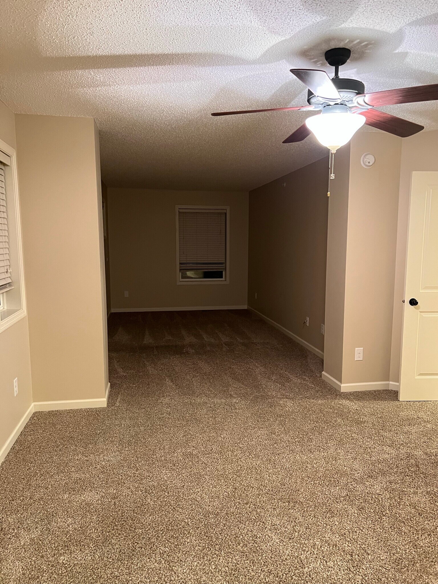 Building Photo - 15600 60th Ave N