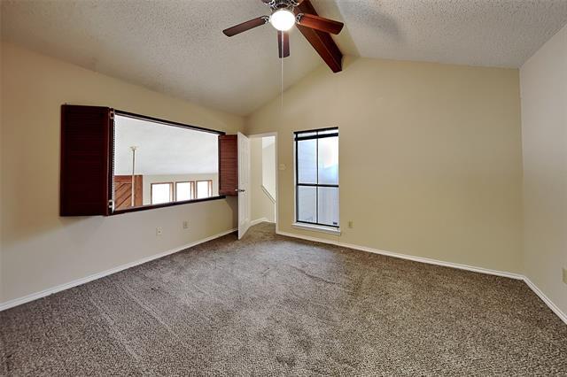 Building Photo - 9600 Royal Ln