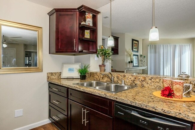 Interior Photo - Arezzo