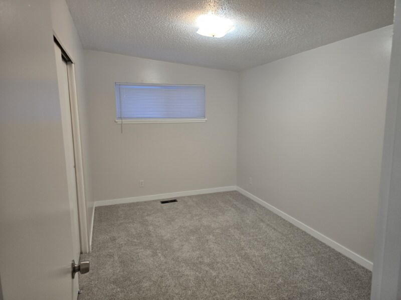 Building Photo - 3894 W Marcus Rd