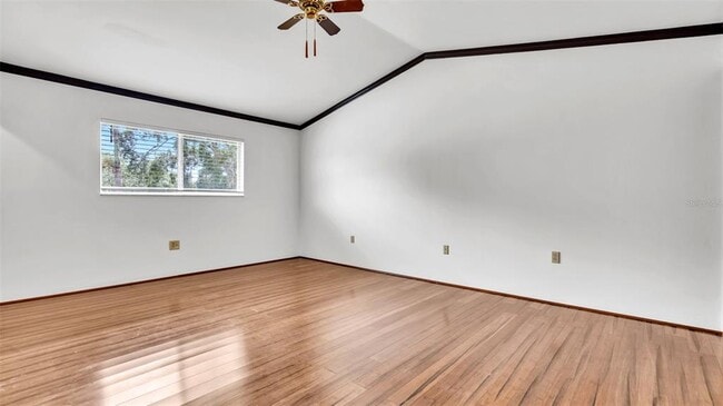 Building Photo - 2430 Falcon Ln
