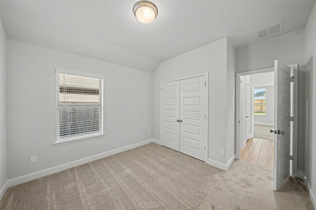 Building Photo - 2919 Orange Leaf Dr