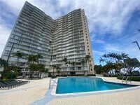 Building Photo - 2451 Brickell Ave