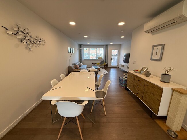 Building Photo - 1480 157th Ct NE