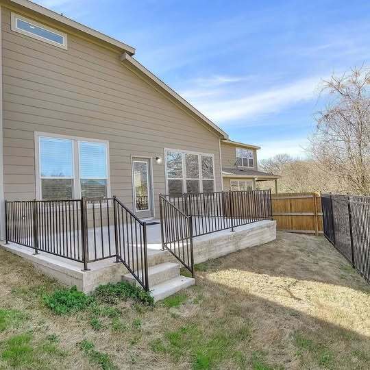 Building Photo - 1050 Kenney Fort Crossing