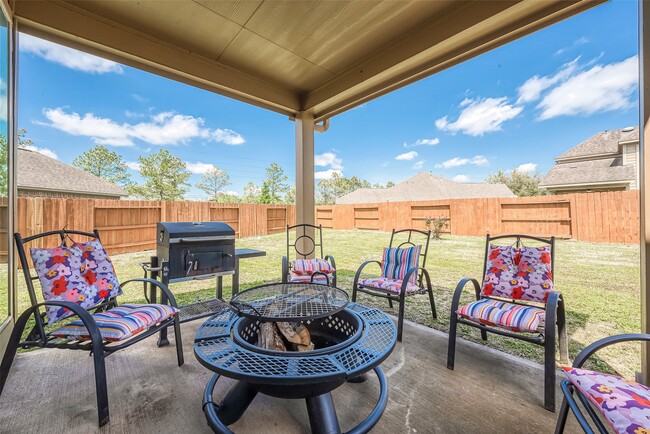 Building Photo - 14113 Timber Bluff Dr
