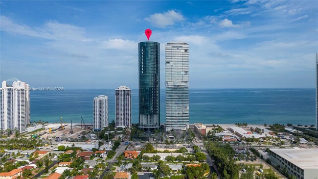 Building Photo - 18555 Collins Ave