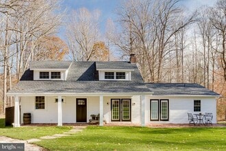 Building Photo - 1022 Upper Glencoe Rd