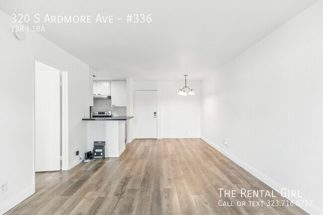 Building Photo - 320 S Ardmore Ave