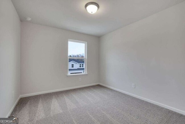 Building Photo - 291 Wells Cir