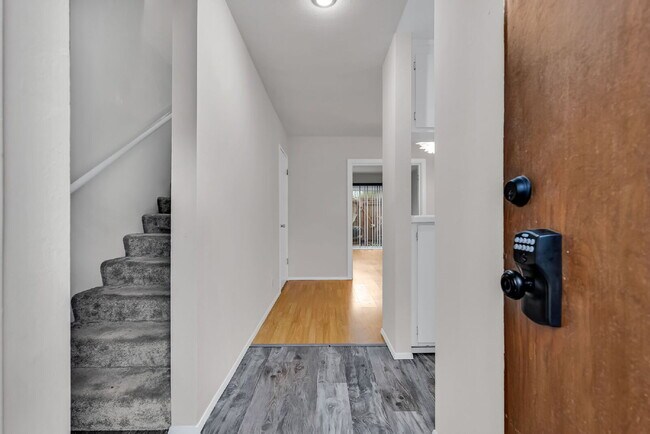 Building Photo - "Charming 2-Bed Condo Oasis in Walnut Cree...