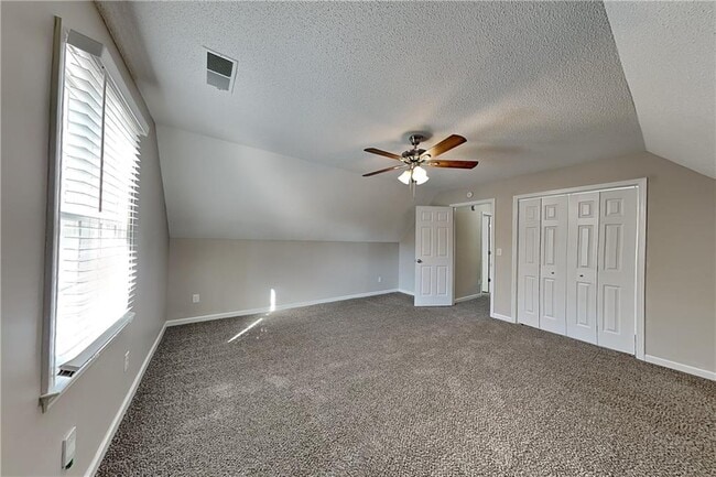 Building Photo - 48 Bethnal Way