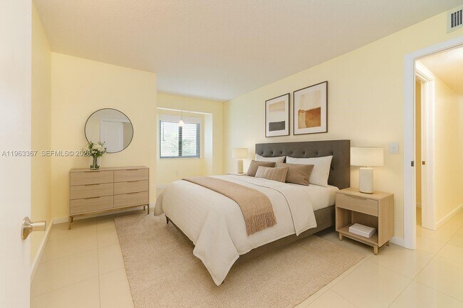 Building Photo - 10001 W Atlantic Blvd