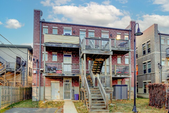 Building Photo - 3815 S Langley Ave