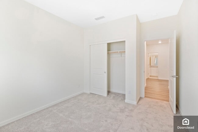 Building Photo - 5033 Limington St