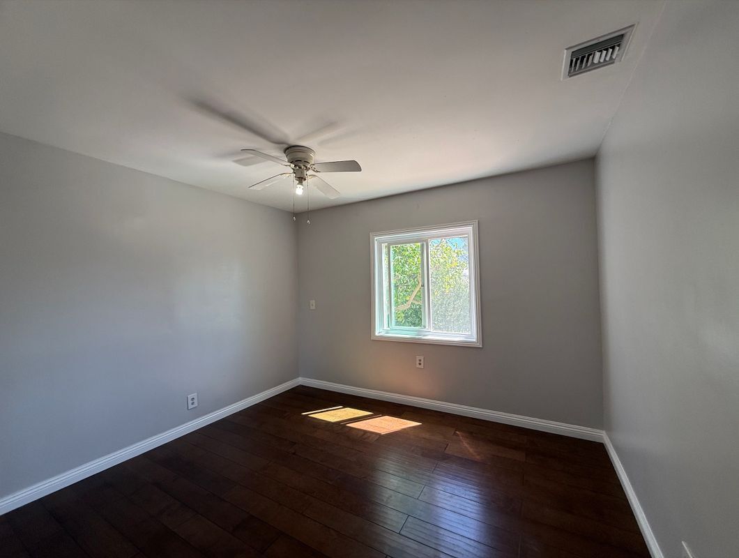Building Photo - 12139 Gard