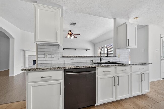 Building Photo - 5411 Losoya Ct