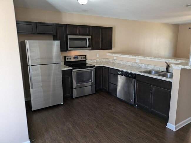 Building Photo - 150 Mayhew Rd