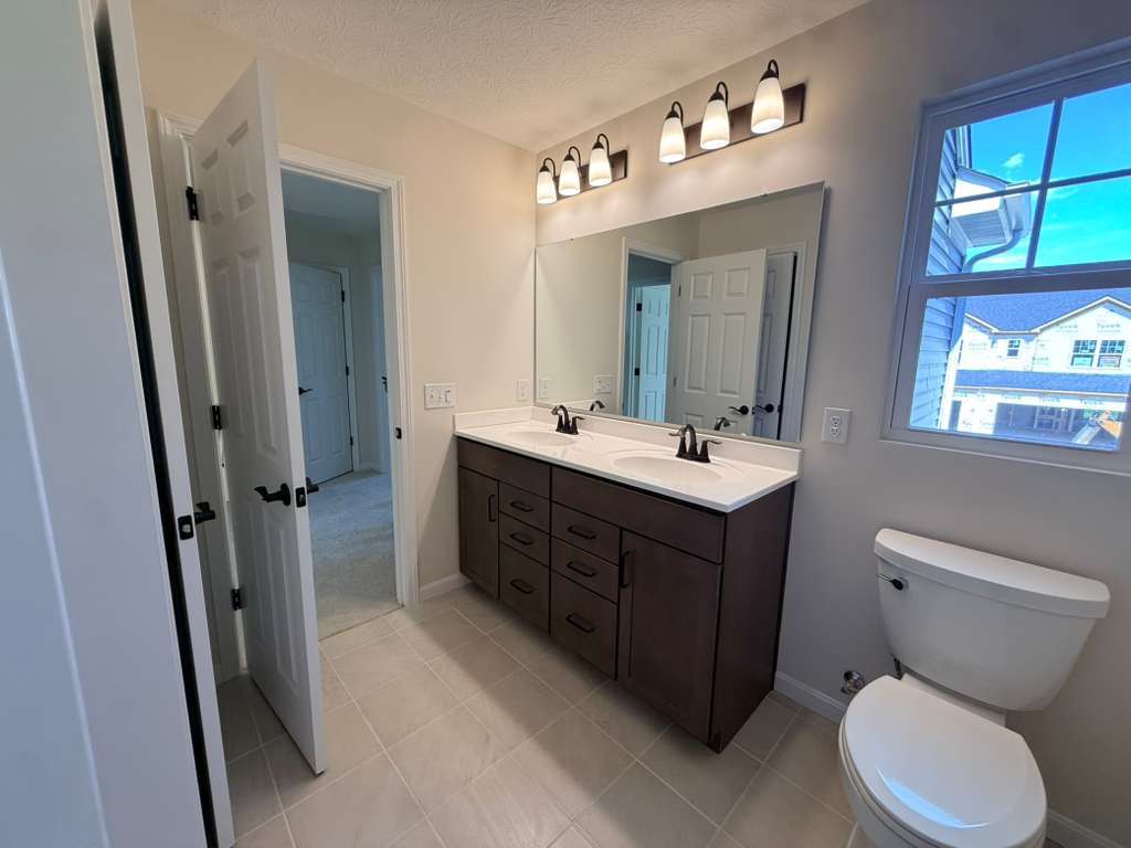 Building Photo - 7231 Grandway Dr