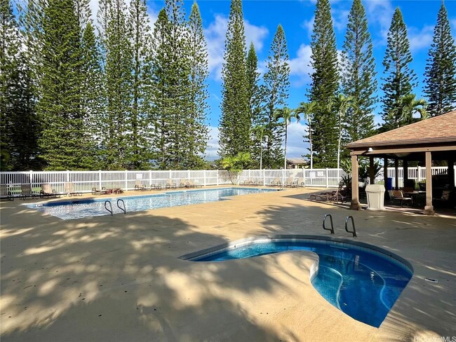 Building Photo - 2/1.5/2 with Kaneohe Bay Views