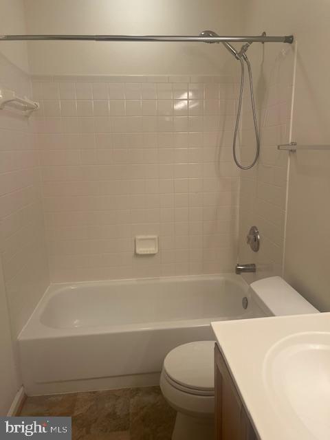Building Photo - 2028 Madrillon Springs Ct