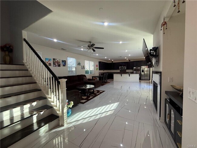 Building Photo - 28635 Parkside Dr