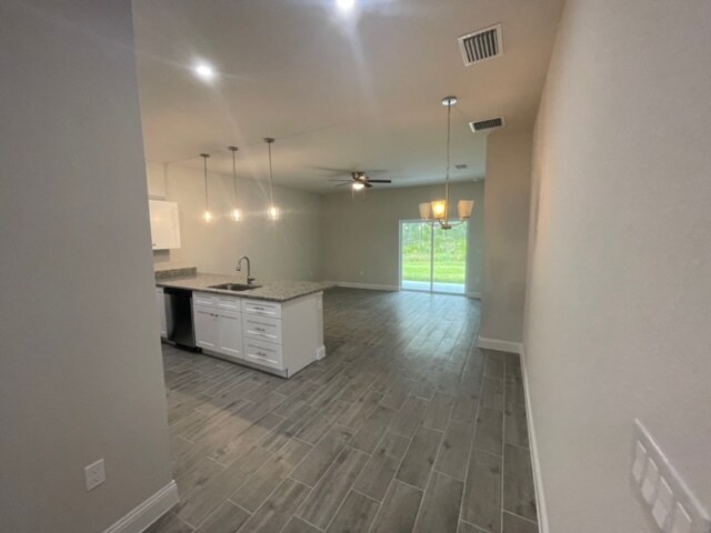 Building Photo - 24473 Zephyr Ct