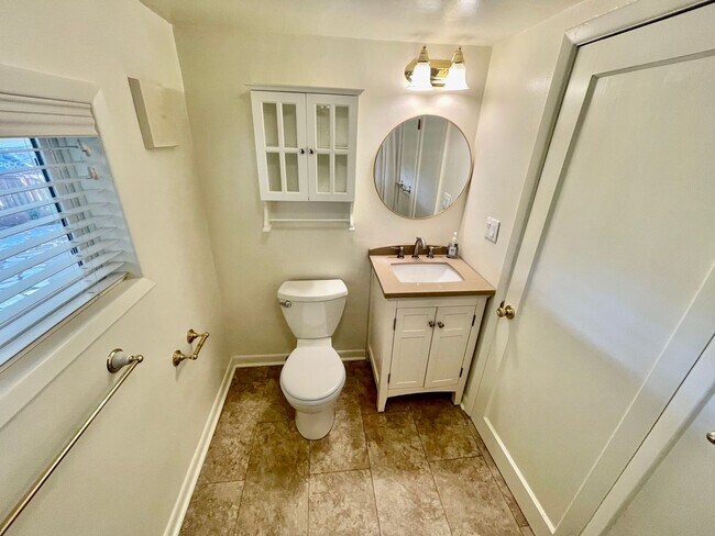 Building Photo - Are you looking for a short 3 Month Lease? Discover 2BD/2B Single-Family Home!