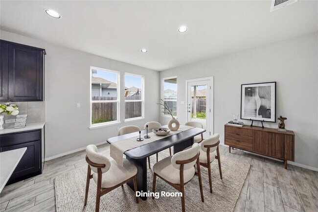 Building Photo - 123 White Dunes Dr