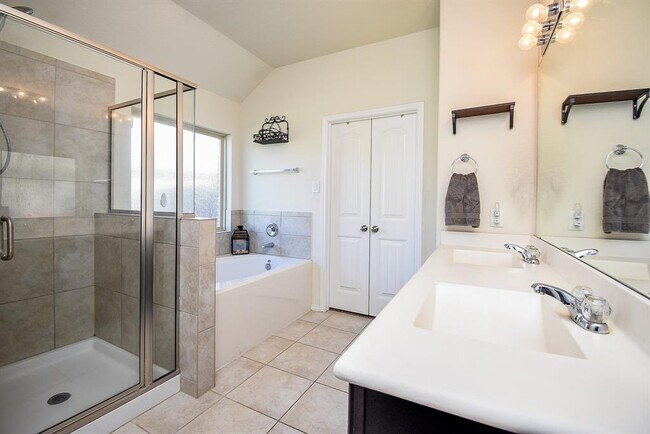 Building Photo - 3307 Hardley Meadow Ct
