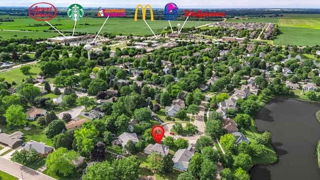 Building Photo - 630 Maple Ct