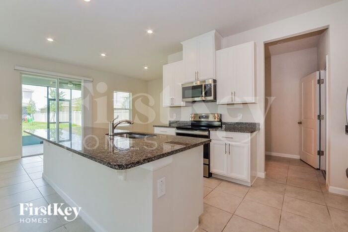 Building Photo - 3598 Lazy River Ter