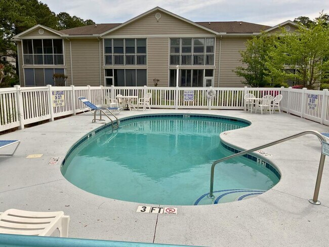 Building Photo - 6307 Sweetwater Blvd