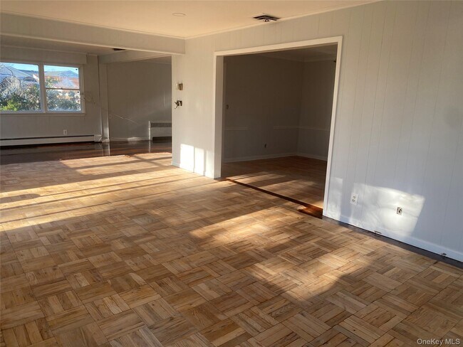 Building Photo - 60 Grist Mill Ln