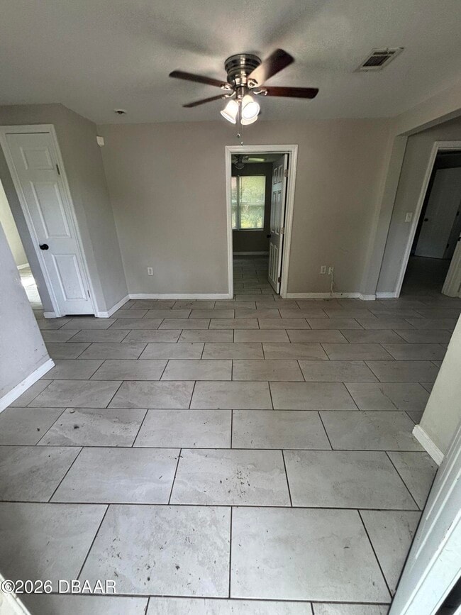 Building Photo - 650 Blakely Ave