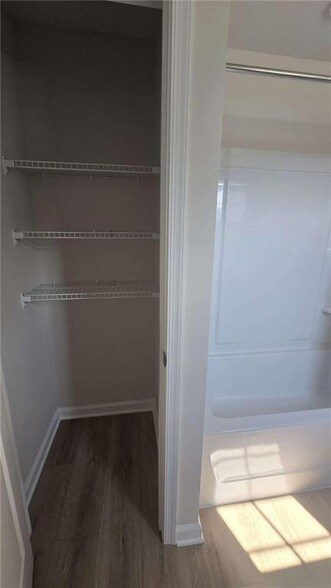 Building Photo - 12 Downing Dr