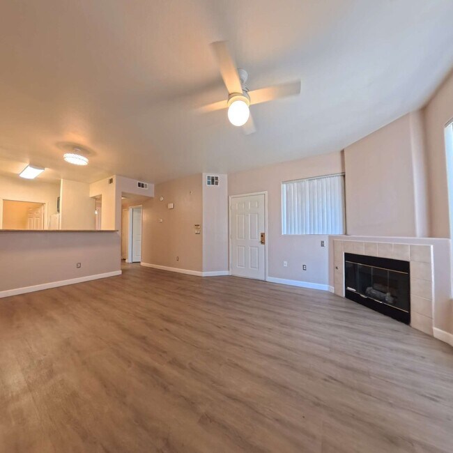 Building Photo - Next To Durango Casino | Gated Community | Laminate Floors | Community Fitness