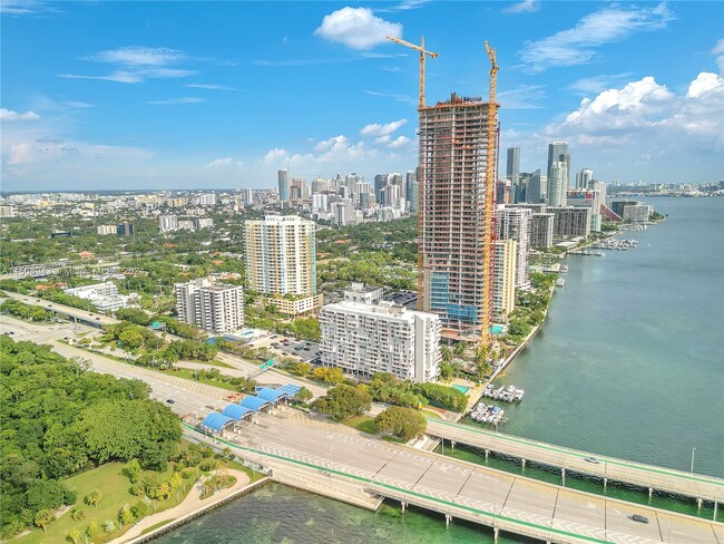 South Brickell Waterfront Building - 150 SE 25th Rd