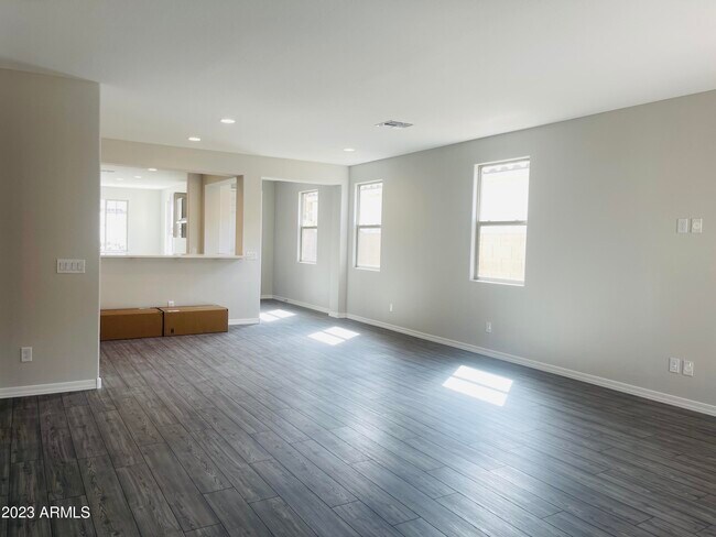 Building Photo - 1561 Sabel Ct
