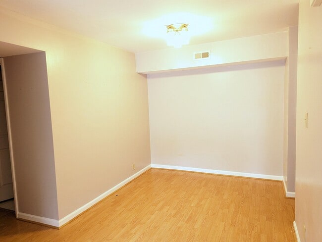 Building Photo - 3700 Chimney Ridge Pl