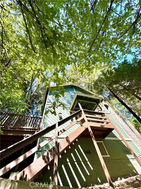 Building Photo - 27981 Rainbow Dr