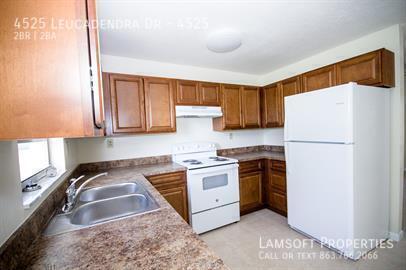 Building Photo - 4525 Leucadendra Dr