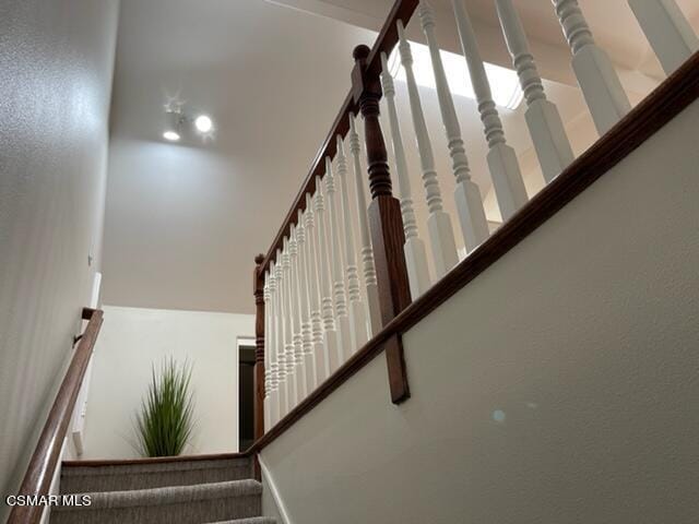 Building Photo - 863 Deer Willow Ct