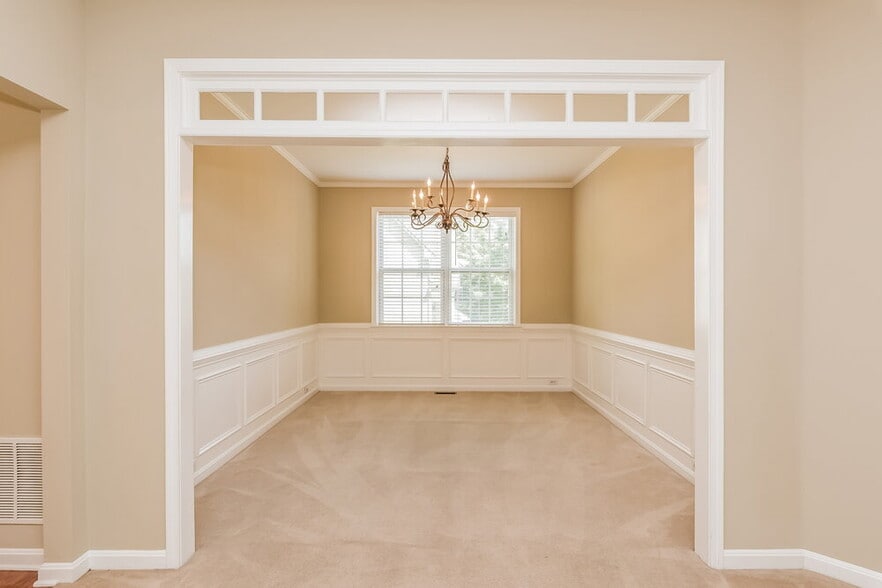 Building Photo - 6049 Brookmere Ln SE