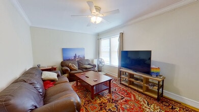 Building Photo - 409 Beloit Ave