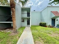 Building Photo - 2840 Somerset Park Dr